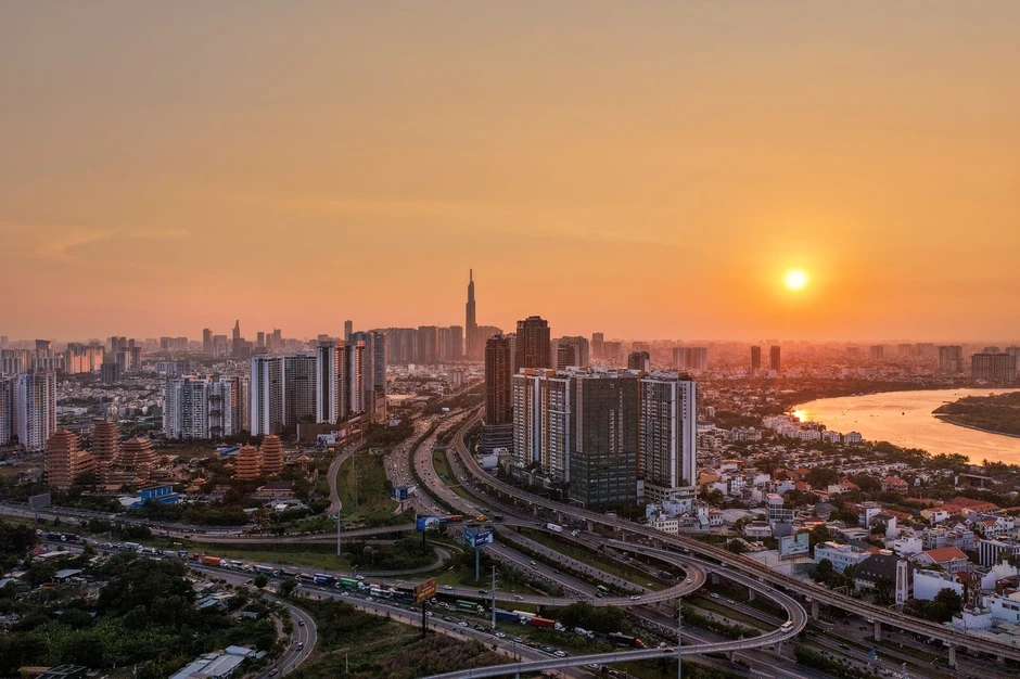 Lãi suất hạ nhiệt, dòng tiền rời ‘sóng ngắn’ tìm giá trị dài hạn Lãi suất hạ nhiệt, dòng tiền rời ‘sóng ngắn’ tìm giá trị dài hạn