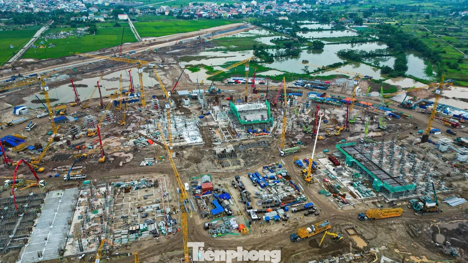 Lộ diện khán đài sân vận động Hùng Vương 135.000 chỗ lớn nhất thế giới Lộ diện khán đài sân vận động Hùng Vương 135.000 chỗ lớn nhất thế giới