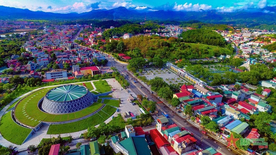 Loạt “ông lớn” Vingroup, Sun Group, BRG, Mường Thanh… “đổ bộ” về tỉnh biên giới giáp Trung Quốc và Lào Loạt “ông lớn” Vingroup, Sun Group, BRG, Mường Thanh… “đổ bộ” về tỉnh biên giới giáp Trung Quốc và Lào