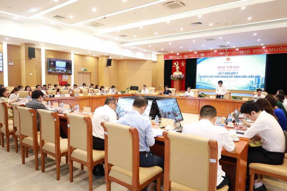 Loạt "ông lớn" Vingroup, Sun Group, Ecopark góp ý hoàn thiện một dự thảo luật quan trọng liên quan đến bất động sản Loạt "ông lớn" Vingroup, Sun Group, Ecopark góp ý hoàn thiện một dự thảo luật quan trọng liên quan đến bất động sản