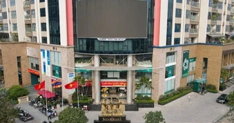 Loạt sai phạm tại chung cư Sun Square, có hạng mục xây bể bơi trái phép
