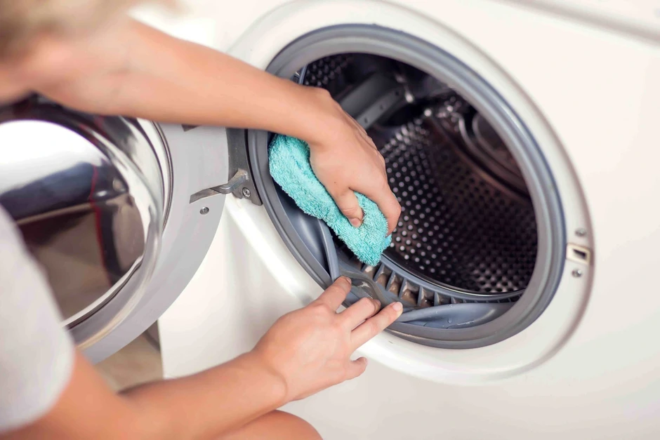 Máy giặt sạch mốc, bền hơn nhờ một thao tác sau mỗi lần giặt Máy giặt sạch mốc, bền hơn nhờ một thao tác sau mỗi lần giặt