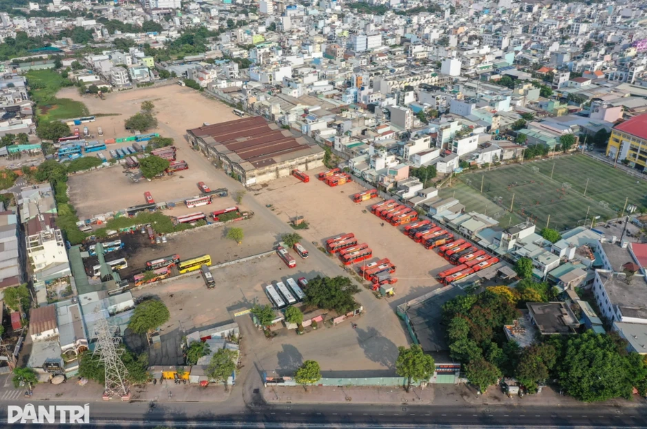 Một dự án tại "đất vàng" Hà Nội bị người dân căng băng rôn đòi nhà Một dự án tại "đất vàng" Hà Nội bị người dân căng băng rôn đòi nhà