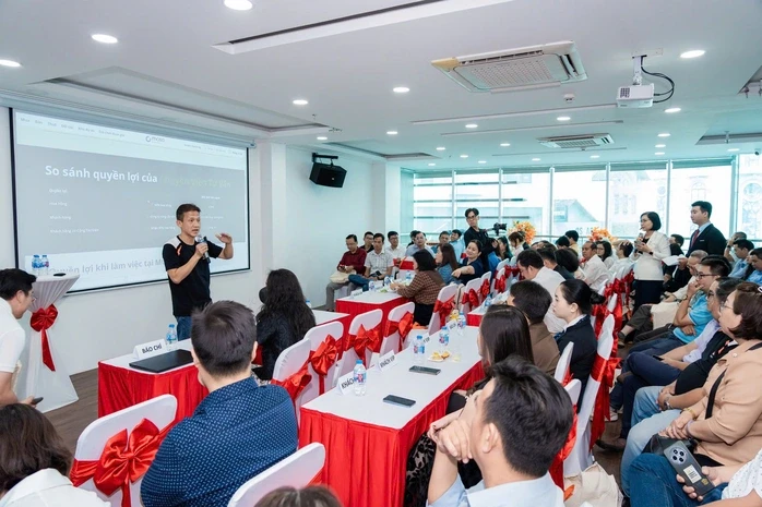 Một Việt kiều Mỹ chi hàng triệu đô thực hiện ứng dụng, kỳ vọng lọc sạch tin ảo về nhà đất Một Việt kiều Mỹ chi hàng triệu đô thực hiện ứng dụng, kỳ vọng lọc sạch tin ảo về nhà đất