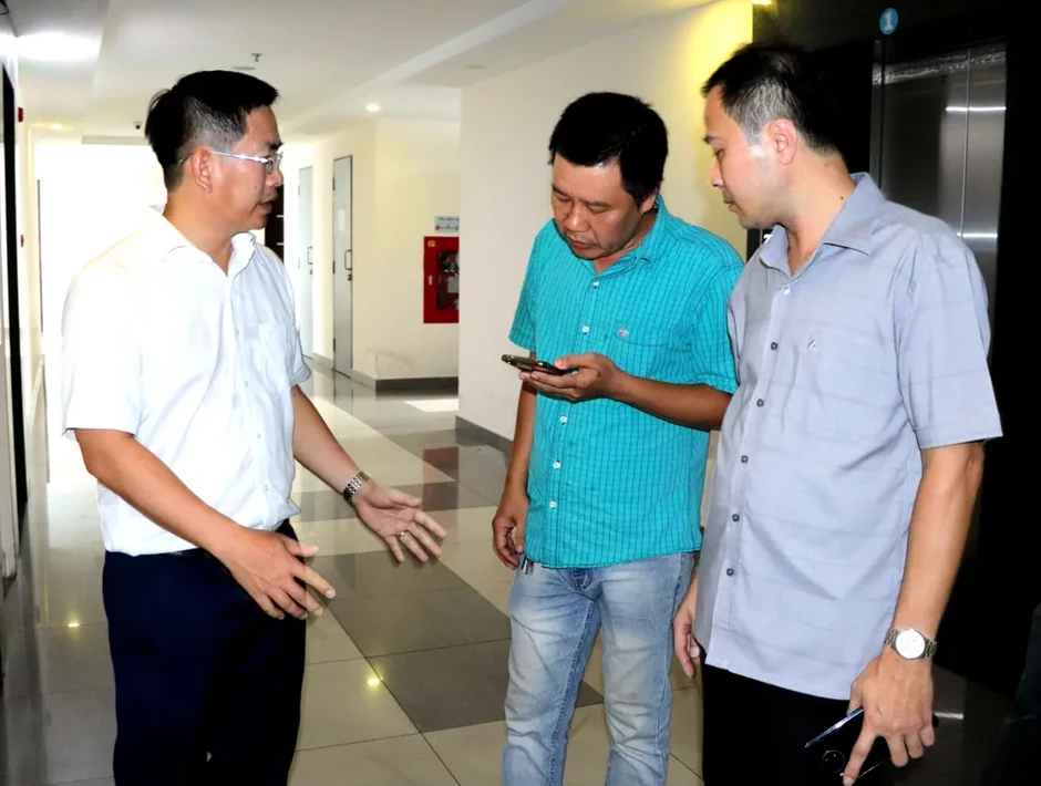 Người dân chung cư Lapen lo lắng vì công trình nứt gãy liên tục Người dân chung cư Lapen lo lắng vì công trình nứt gãy liên tục
