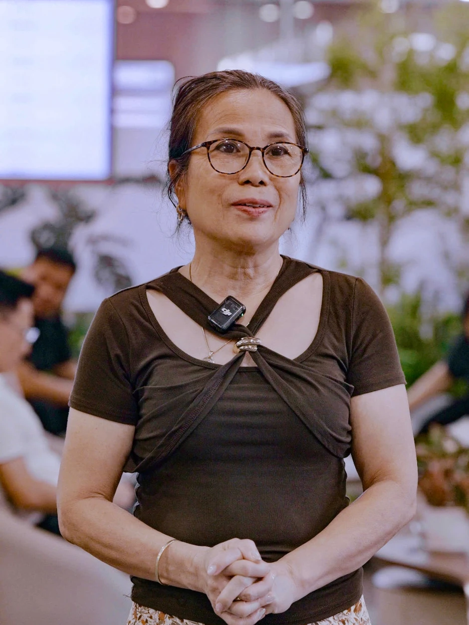 Nhà đầu tư Hà Nội mua liền 2 căn Đảo Ngọc mà không cần vào Đà Nẵng: “Tôi tin vào uy tín của Vingroup” Nhà đầu tư Hà Nội mua liền 2 căn Đảo Ngọc mà không cần vào Đà Nẵng: “Tôi tin vào uy tín của Vingroup”