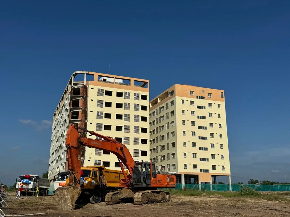 Nhà ở xã hội nơi ế ẩm, nơi xếp hàng tranh mua vì sao? Nhà ở xã hội nơi ế ẩm, nơi xếp hàng tranh mua vì sao?