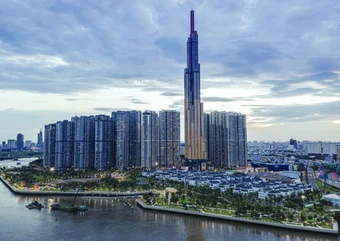 Nhận diện 'đầu kéo' giúp TP.HCM cán đích tăng trưởng 2 con số