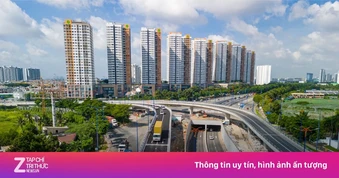 Những ngày đầu vận hành nhánh cầu vượt ở nút giao hiện đại nhất TP.HCM