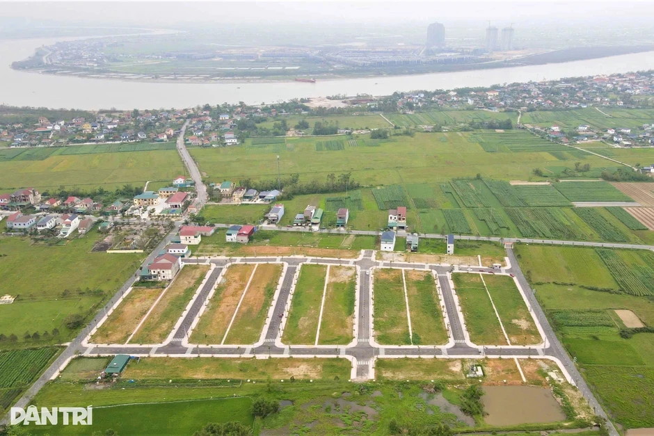 Nơi ô tô đỗ kín đường, "cò đất" tấp nập ở khu quy hoạch dân cư giờ ra sao? Nơi ô tô đỗ kín đường, "cò đất" tấp nập ở khu quy hoạch dân cư giờ ra sao?