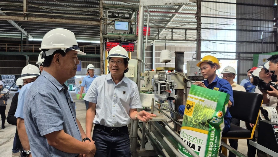 Phân bón Đầu Trâu có 'căn cước số', nông dân dễ truy xuất nguồn gốc Phân bón Đầu Trâu có 'căn cước số', nông dân dễ truy xuất nguồn gốc