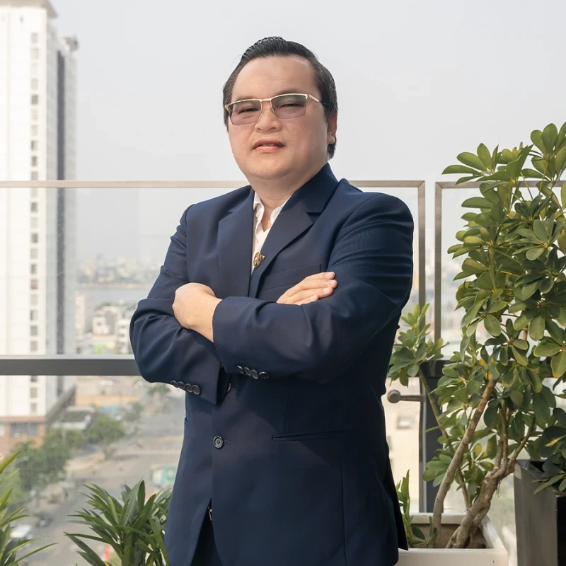 Phó tổng giám đốc Regal Group: Lối đi ngược dòng kiến tạo những công trình lớn Phó tổng giám đốc Regal Group: Lối đi ngược dòng kiến tạo những công trình lớn