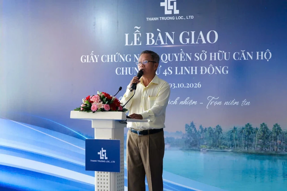 Sau hơn 10 năm, 200 hộ dân chung cư 4S Linh Đông được cấp sổ hồng Sau hơn 10 năm, 200 hộ dân chung cư 4S Linh Đông được cấp sổ hồng