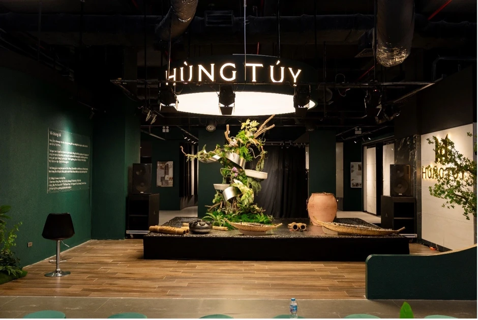 Showroom Hùng Túy Pro Space khai trương tại Mcomplex, Vincom Royal City Showroom Hùng Túy Pro Space khai trương tại Mcomplex, Vincom Royal City