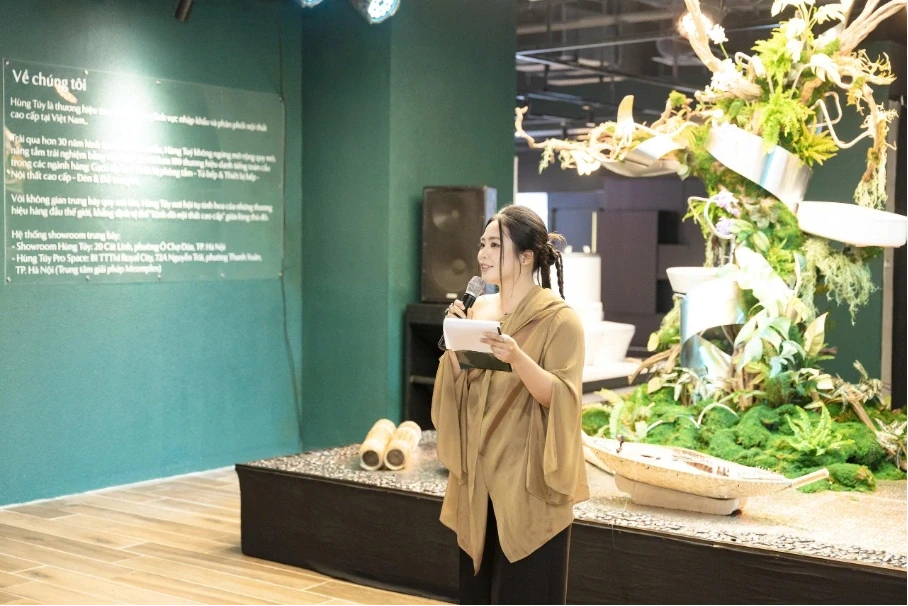 Showroom Hùng Túy Pro Space khai trương tại Mcomplex, Vincom Royal City Showroom Hùng Túy Pro Space khai trương tại Mcomplex, Vincom Royal City