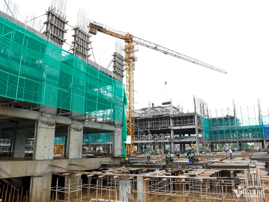 Sở Xây dựng chậm trả lời hồ sơ bán nhà quá 15 ngày, DN có quyền khởi kiện Sở Xây dựng chậm trả lời hồ sơ bán nhà quá 15 ngày, DN có quyền khởi kiện