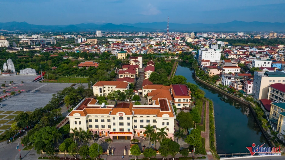 Sử dụng đất gần 40 năm, bất ngờ phát hiện đất nằm trong sổ đỏ hàng xóm Sử dụng đất gần 40 năm, bất ngờ phát hiện đất nằm trong sổ đỏ hàng xóm