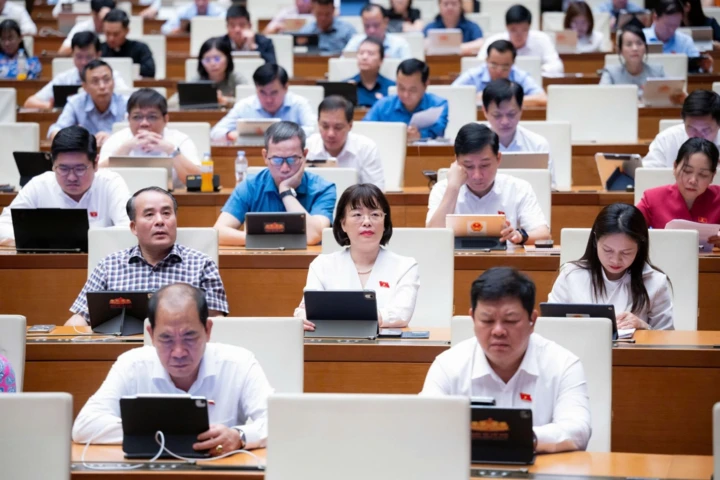 Sửa Luật Kinh doanh bất động sản: Phân cấp mạnh, tăng minh bạch thị trường Sửa Luật Kinh doanh bất động sản: Phân cấp mạnh, tăng minh bạch thị trường