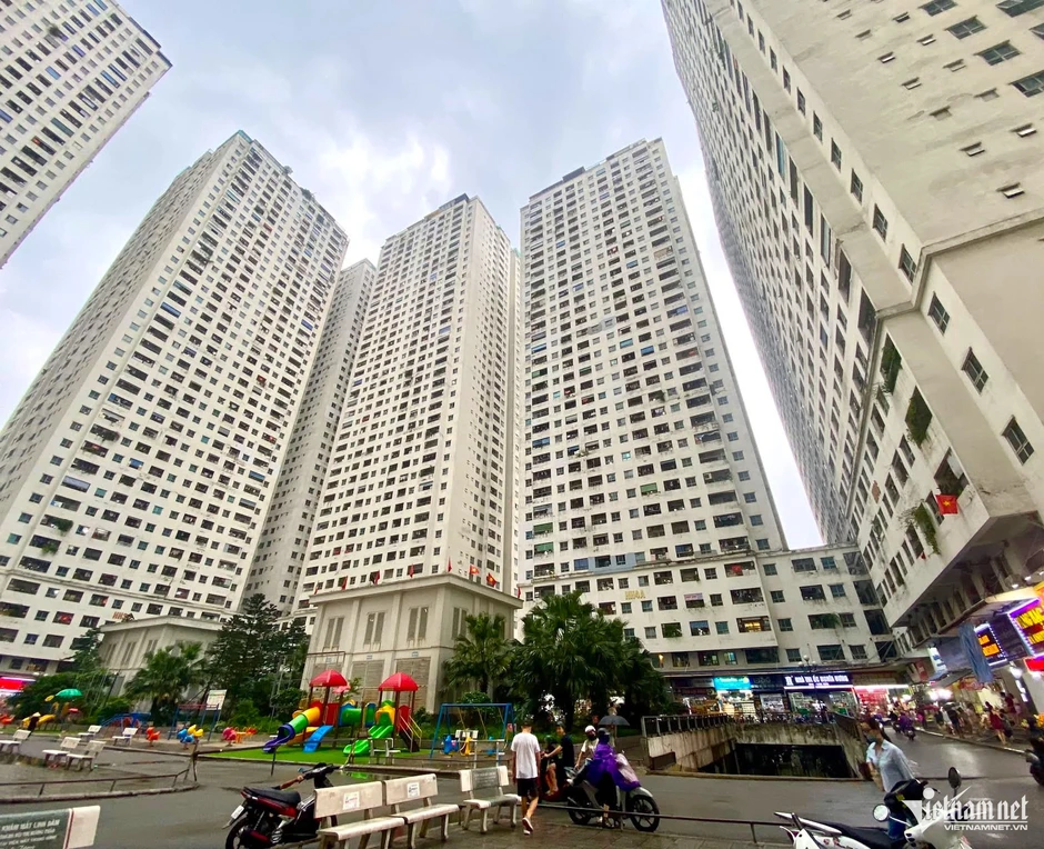 Sửa sai ở chung cư HH Linh Đàm: Phá dỡ các tầng sai phép có ổn? Sửa sai ở chung cư HH Linh Đàm: Phá dỡ các tầng sai phép có ổn?