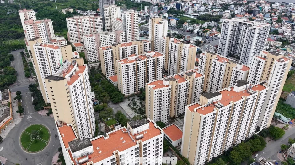 Tận thấy hàng nghìn căn hộ tái định cư hoang vắng ở TP.HCM Tận thấy hàng nghìn căn hộ tái định cư hoang vắng ở TP.HCM
