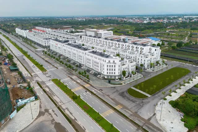 Thành phố giàu nhất miền Bắc đang làm đại lộ rộng 10 làn sẽ hoàn thành vào năm 2027, kết nối đến các đại đô thị của loạt ông lớn Vinhomes, Sunshine Group... Thành phố giàu nhất miền Bắc đang làm đại lộ rộng 10 làn sẽ hoàn thành vào năm 2027, kết nối đến các đại đô thị của loạt ông lớn Vinhomes, Sunshine Group...