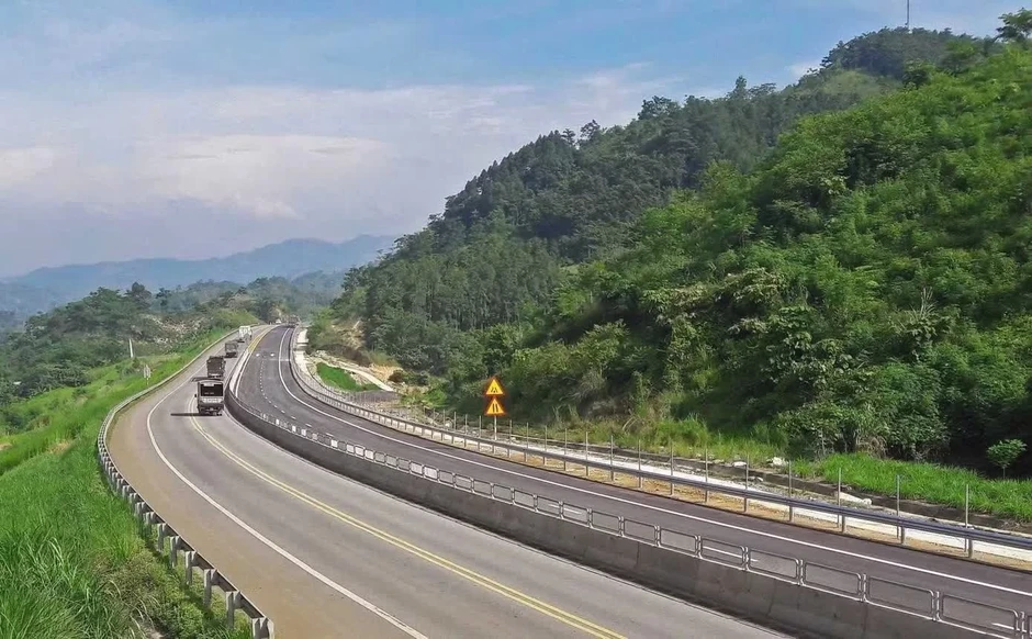Thông tin 7 tuyến cao tốc vừa điều chỉnh quy hoạch Thông tin 7 tuyến cao tốc vừa điều chỉnh quy hoạch