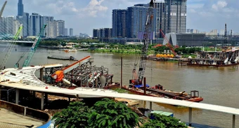 Thông tin mới nhất về kế hoạch đưa cầu đi bộ Sài Gòn nặng nghìn tấn về Thủ Thiêm