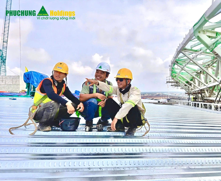 Tổng Giám đốc Phục Hưng Holdings: Đánh giá năng lực nhà thầu là bước ngoặt nâng chuẩn ngành xây dựng Tổng Giám đốc Phục Hưng Holdings: Đánh giá năng lực nhà thầu là bước ngoặt nâng chuẩn ngành xây dựng