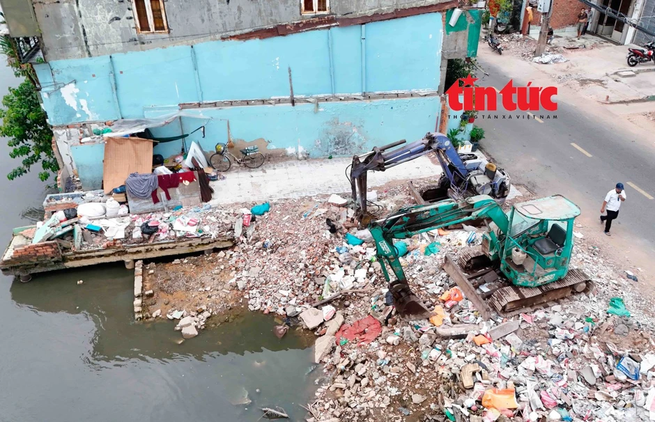 TP Hồ Chí Minh tăng tốc di dời nhà ở ven kênh để chỉnh trang đôi thị TP Hồ Chí Minh tăng tốc di dời nhà ở ven kênh để chỉnh trang đôi thị