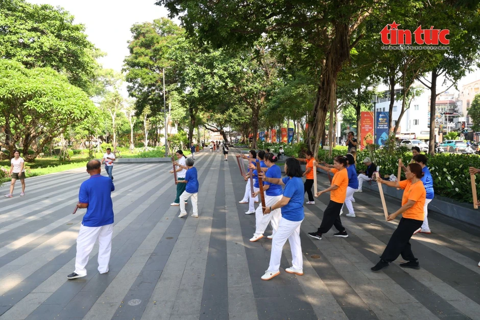 TP Hồ Chí Minh ưu tiên mảng xanh trên 'đất vàng' thay vì thêm cao ốc TP Hồ Chí Minh ưu tiên mảng xanh trên 'đất vàng' thay vì thêm cao ốc