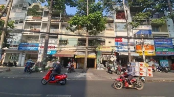 TP.HCM chốt thời hạn hoàn tất di dời và cải tạo 14 chung cư hư hỏng nặng