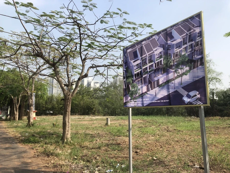 TP.HCM đẩy mạnh tháo gỡ pháp lý cứu hàng loạt dự án 'đóng băng' TP.HCM đẩy mạnh tháo gỡ pháp lý cứu hàng loạt dự án 'đóng băng'