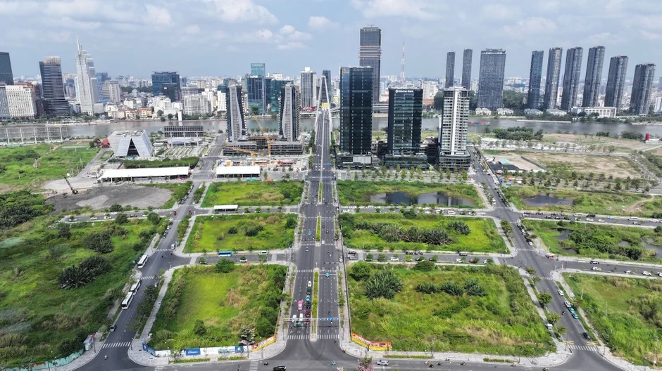 TP.HCM không xây mới chung cư cao tầng khu trung tâm: Đột phá hạ tầng đô thị TP.HCM không xây mới chung cư cao tầng khu trung tâm: Đột phá hạ tầng đô thị