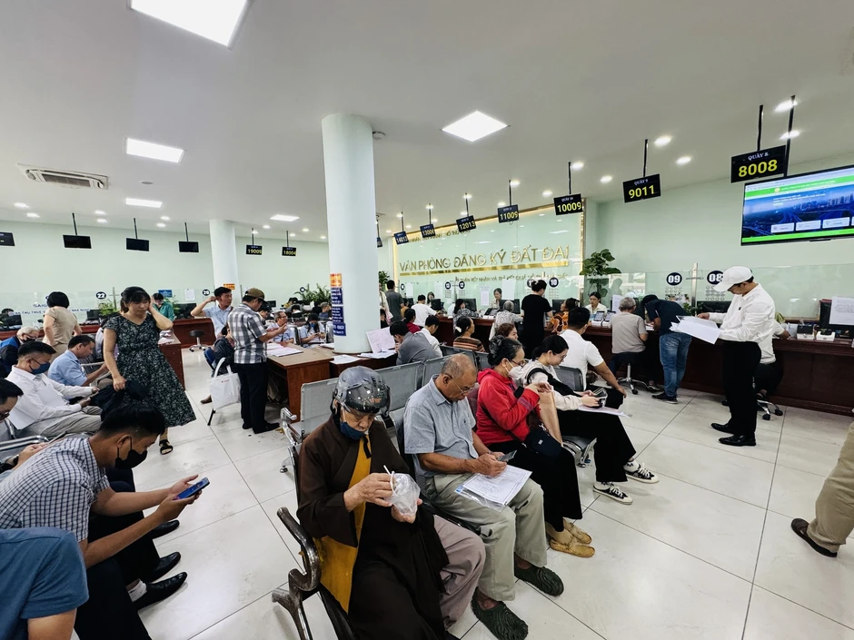 TP.HCM tiến tới làm sổ hồng trên điện thoại