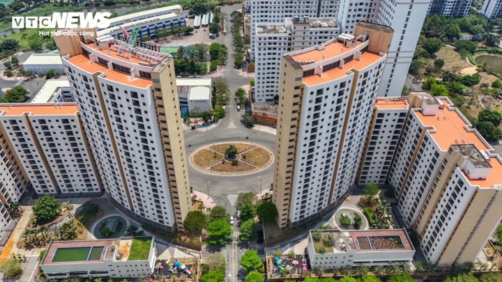 TP.HCM tiếp tục đấu giá gần 3.800 căn hộ chung cư tại Thủ Thiêm TP.HCM tiếp tục đấu giá gần 3.800 căn hộ chung cư tại Thủ Thiêm