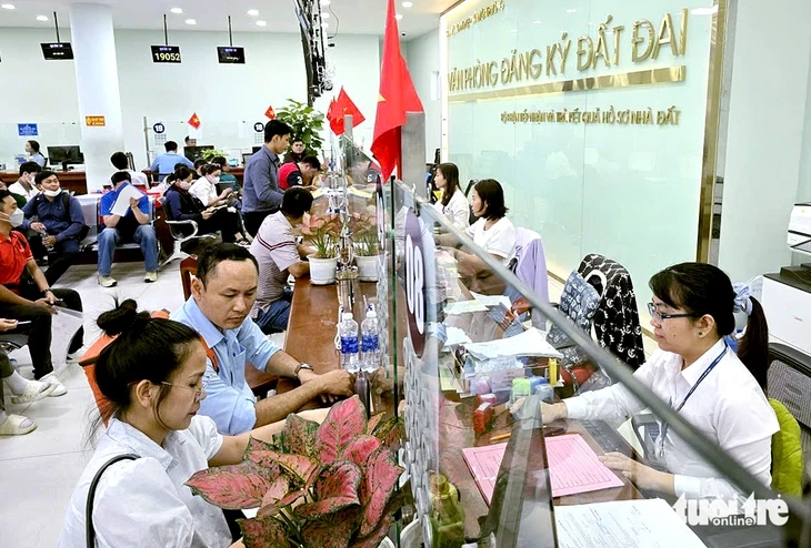TP.HCM triển khai cao điểm 60 ngày bổ sung dữ liệu đất đai gần 2,5 triệu thửa TP.HCM triển khai cao điểm 60 ngày bổ sung dữ liệu đất đai gần 2,5 triệu thửa