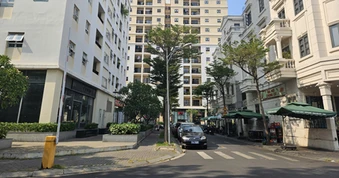 Tranh cãi về việc rao bán chỗ đậu xe ở chung cư CityLand Park Hills