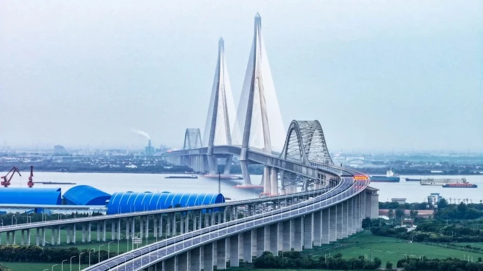 Trung Quốc tiếp tục chi mạnh tay cho hạ tầng giao thông Trung Quốc tiếp tục chi mạnh tay cho hạ tầng giao thông