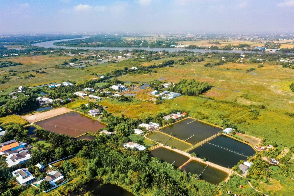 Tỷ phú Phạm Nhật Vượng đang cho xây đại đô thị rộng tới 1.100ha, vốn đầu tư gần 145.000 tỷ đồng tại tỉnh sát vách với thành phố giàu nhất Việt Nam Tỷ phú Phạm Nhật Vượng đang cho xây đại đô thị rộng tới 1.100ha, vốn đầu tư gần 145.000 tỷ đồng tại tỉnh sát vách với thành phố giàu nhất Việt Nam