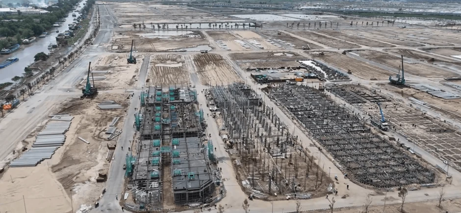 Tỷ phú Phạm Nhật Vượng đang xây “thành phố công viên tri thức” cho 60.000 sinh viên Tỷ phú Phạm Nhật Vượng đang xây “thành phố công viên tri thức” cho 60.000 sinh viên