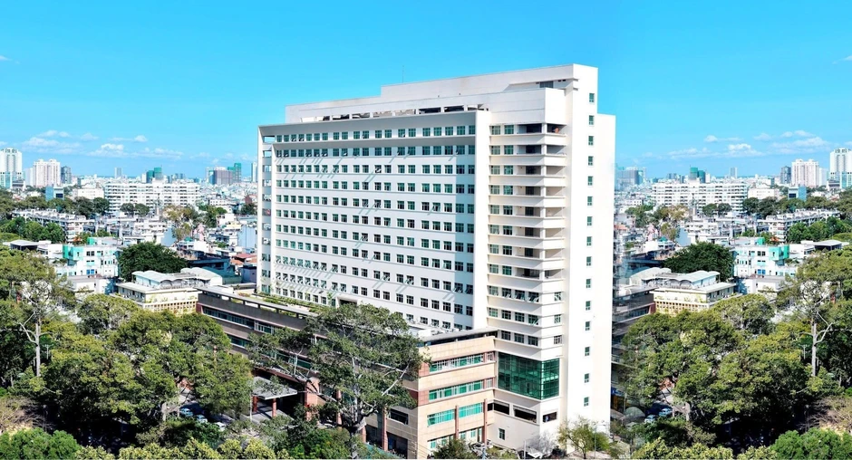 Tỷ phú Phạm Nhật Vượng sắp xây 1 bệnh viện đặc biệt, phục vụ mục tiêu đưa đại học 15.800 tỷ đồng vào top 100 thế giới sau khi nhận nhiệm vụ từ Chính phủ