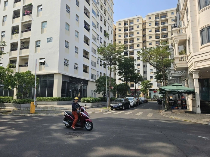 UBND Phường Gò Vấp yêu cầu CityLand báo cáo khẩn vụ bán chỗ đậu xe 500 triệu đồng UBND Phường Gò Vấp yêu cầu CityLand báo cáo khẩn vụ bán chỗ đậu xe 500 triệu đồng
