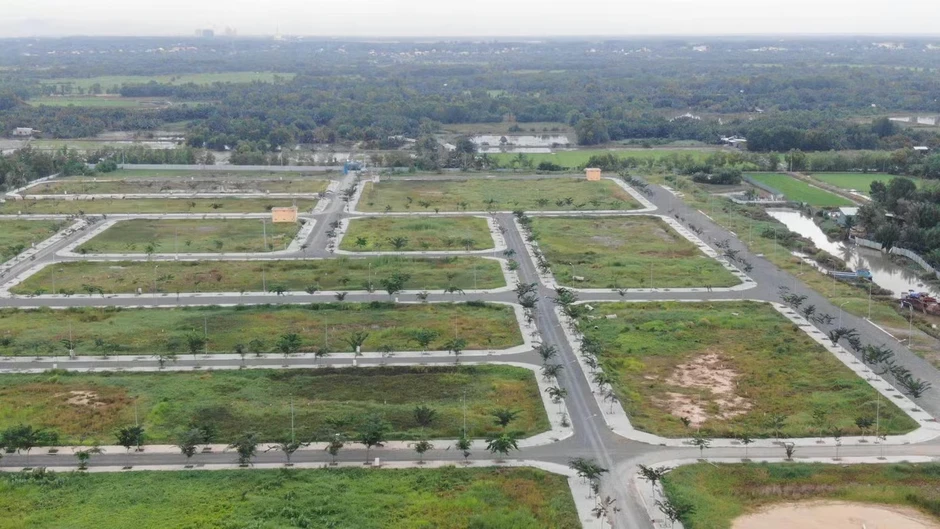 Ưu tiên phát triển chung cư, giá đất nền và căn hộ ra sao?