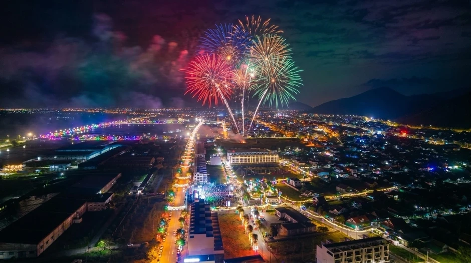 Vì sao giới kinh doanh Hồng Lĩnh đang chuyển hướng từ thuê mặt bằng sang mua shophouse? Vì sao giới kinh doanh Hồng Lĩnh đang chuyển hướng từ thuê mặt bằng sang mua shophouse?