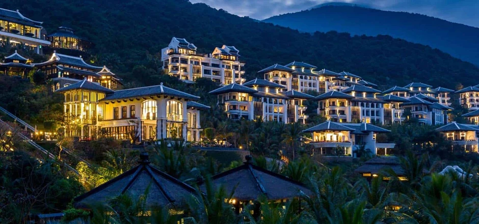 Việt Nam có 1 khách sạn 2 năm liên tiếp 3 Michelin Key: từng lọt Top 100 thế giới, do “phù thủy kiến trúc” danh tiếng toàn cầu thiết kế ngay giữa Hà Nội
