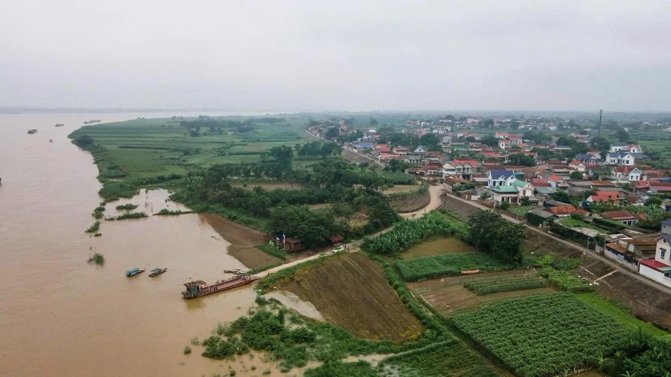 Xã đảo biệt lập duy nhất tại Thủ đô Hà Nội, nơi chỉ có khoảng 6.600 người sinh sống Xã đảo biệt lập duy nhất tại Thủ đô Hà Nội, nơi chỉ có khoảng 6.600 người sinh sống