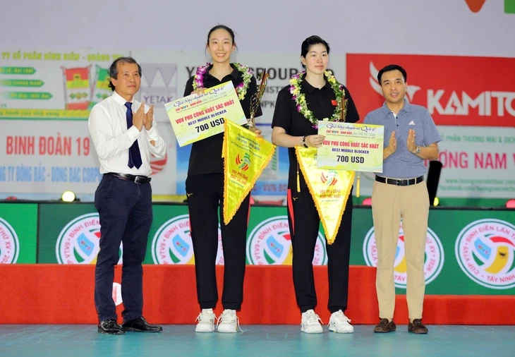 Ai là hoa khôi bóng chuyền của Cúp VTV9 - Bình Điền? Ai là hoa khôi bóng chuyền của Cúp VTV9 - Bình Điền?