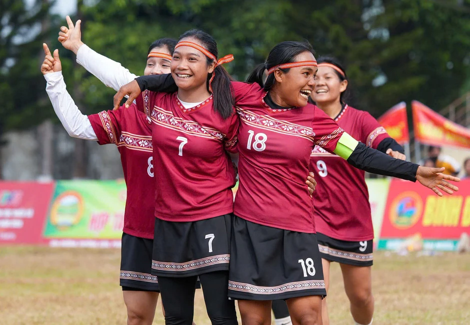 12 đội dự giải bóng đá nữ các dân tộc thiểu số Việt Nam VTV Cup 12 đội dự giải bóng đá nữ các dân tộc thiểu số Việt Nam VTV Cup