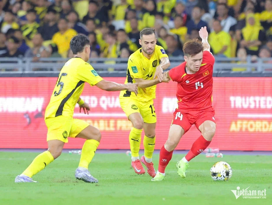 AFC thông tin nóng ra án phạt Malaysia nhập tịch lậu 7 cầu thủ AFC thông tin nóng ra án phạt Malaysia nhập tịch lậu 7 cầu thủ