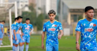 Antonio Moric bị gạch tên, U23 Việt Nam lên đường sang Trung Quốc
